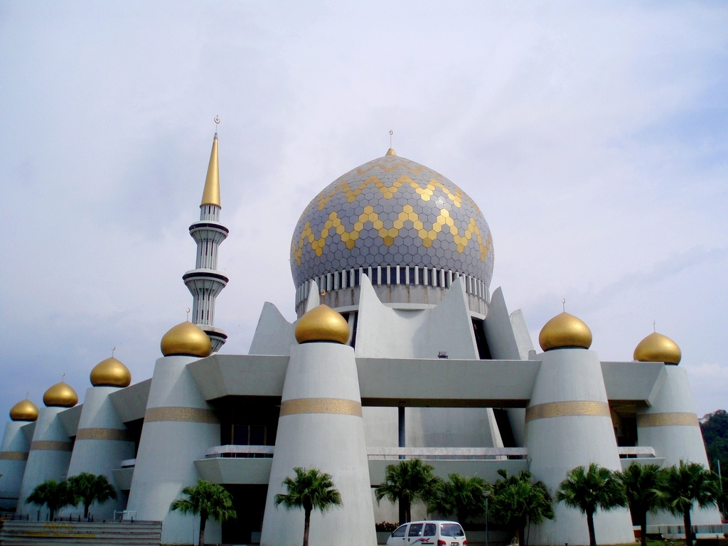 Sabah-State-Mosque-in-Kota-Kinabalu-Malaysia
