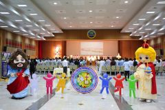 holychildhood2017_051_resize.jpg
