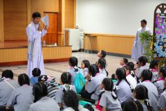 holychildhood2017_084_resize.jpg